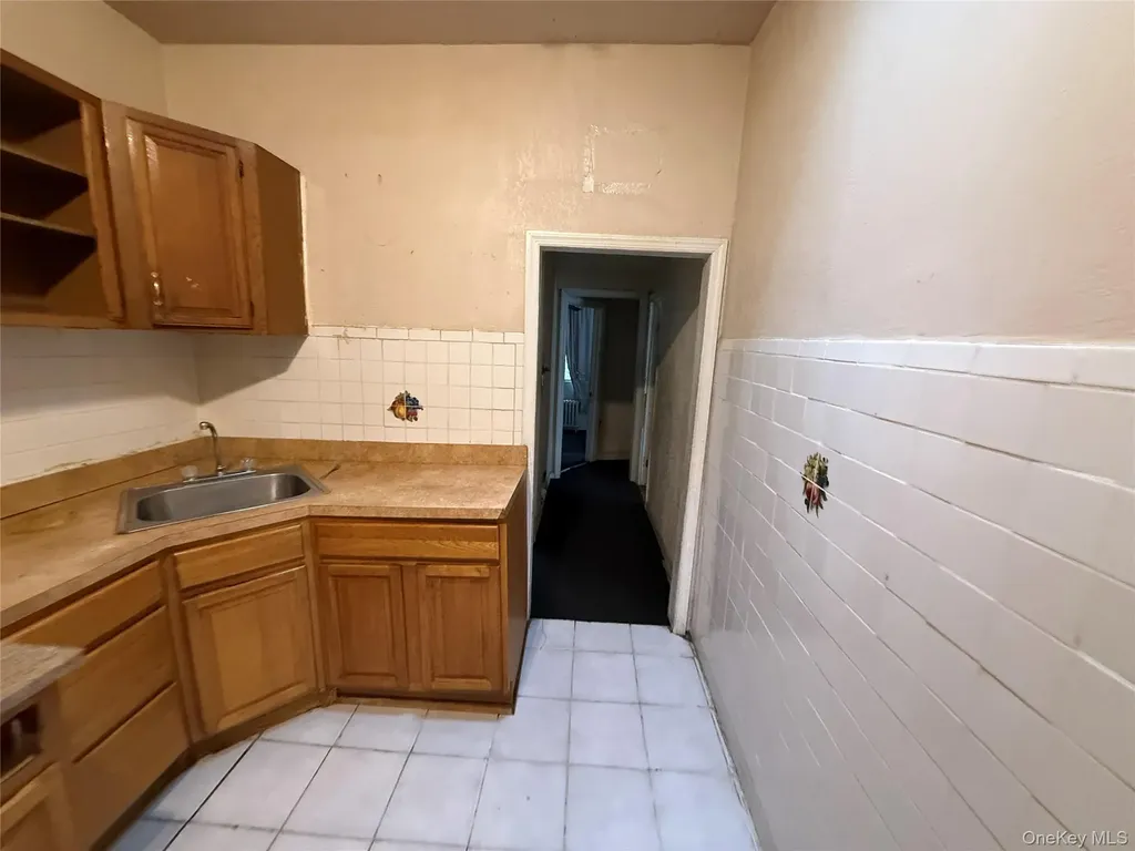 2342 Dean Street Brooklyn NY 11233