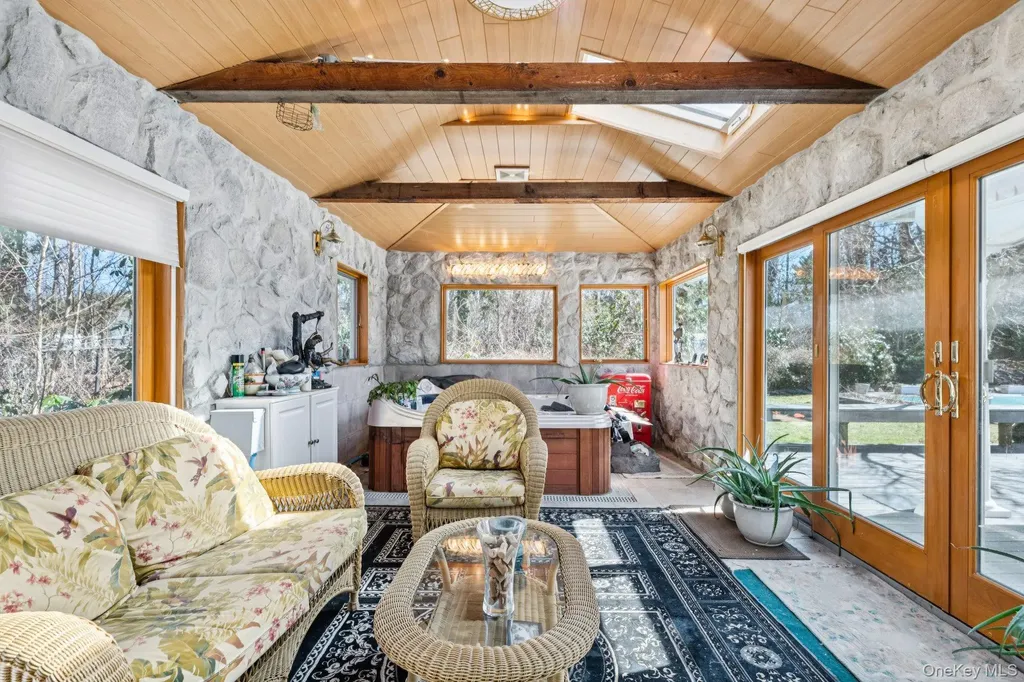 2 Three Pond Road Smithtown NY 11787