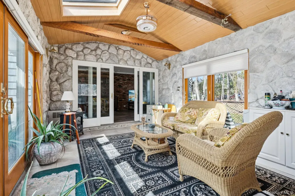 2 Three Pond Road Smithtown NY 11787