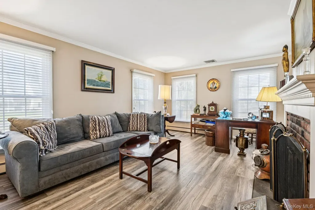 2 Three Pond Road Smithtown NY 11787