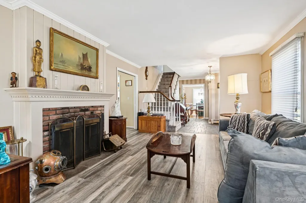 2 Three Pond Road Smithtown NY 11787