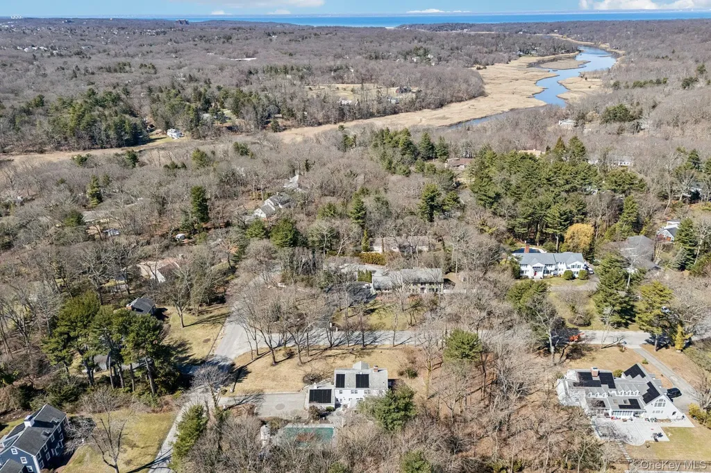2 Three Pond Road Smithtown NY 11787