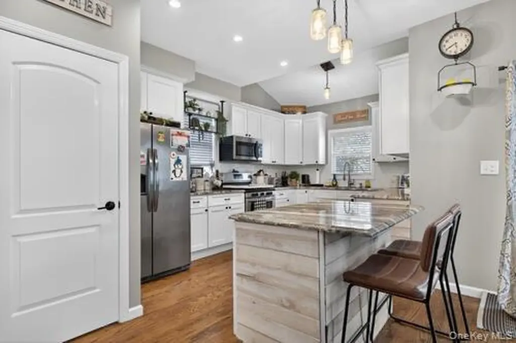 545 Marcellus Road Williston Park NY 11596
