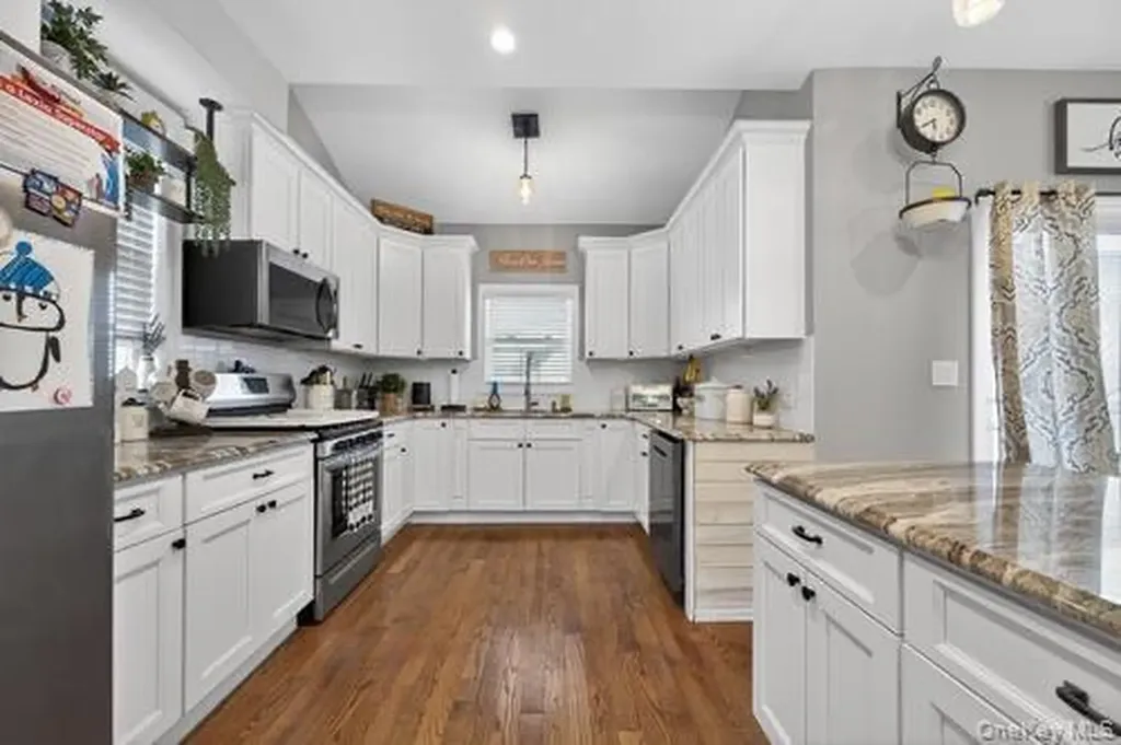 545 Marcellus Road Williston Park NY 11596