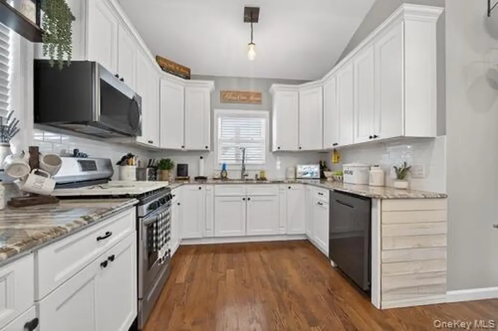 545 Marcellus Road Williston Park NY 11596