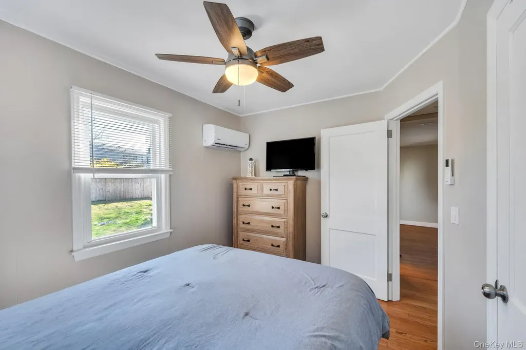 20 Willyn Road Blue Point NY 11715