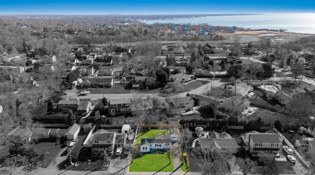 20 Willyn Road Blue Point NY 11715