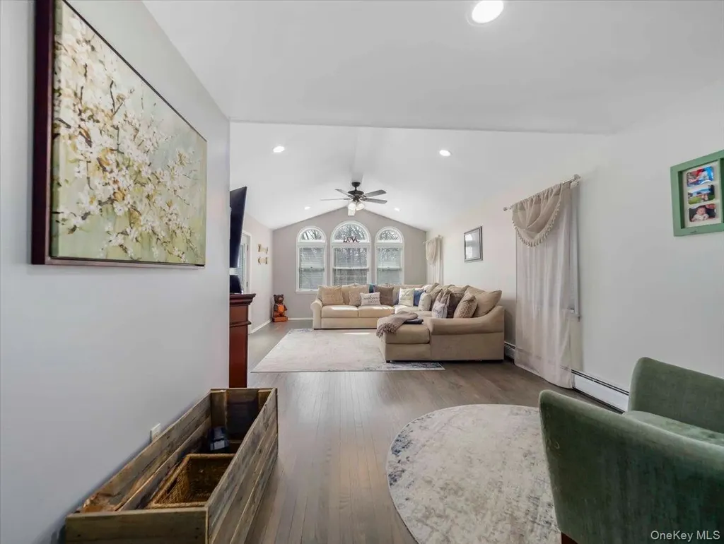 35 Hillside Avenue Suffern NY 10901
