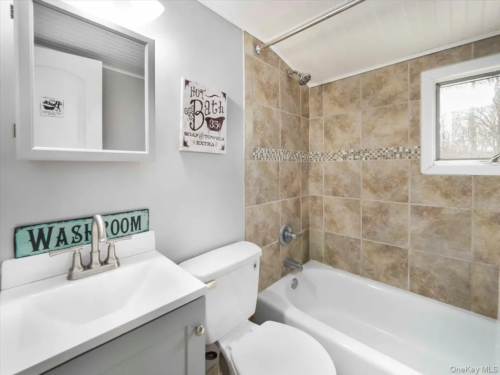 35 Hillside Avenue Suffern NY 10901