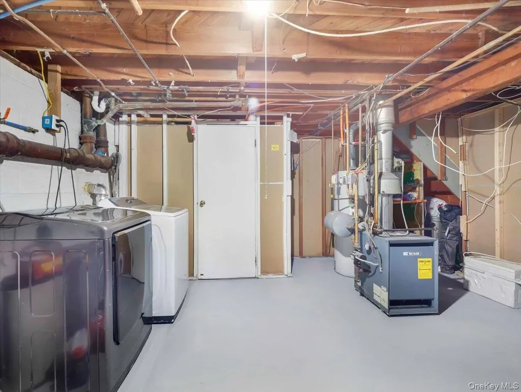 35 Hillside Avenue Suffern NY 10901