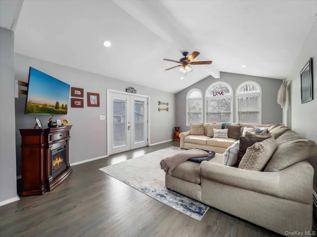 35 Hillside Avenue Suffern NY 10901