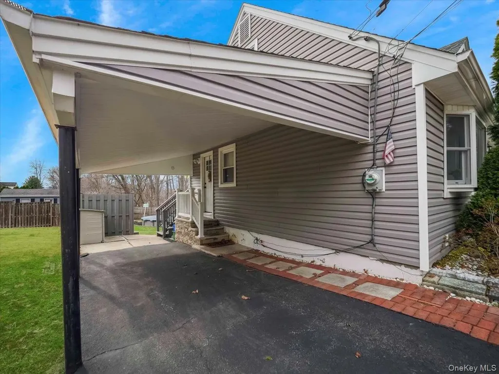 35 Hillside Avenue Suffern NY 10901