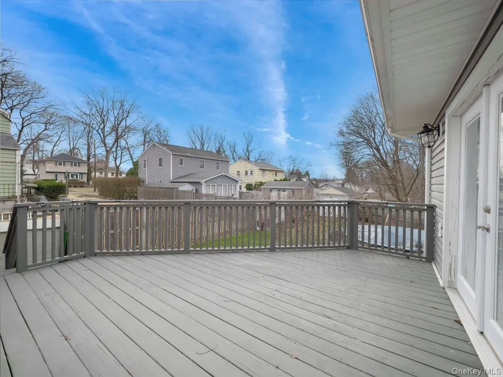 35 Hillside Avenue Suffern NY 10901