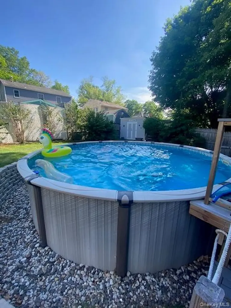 35 Hillside Avenue Suffern NY 10901