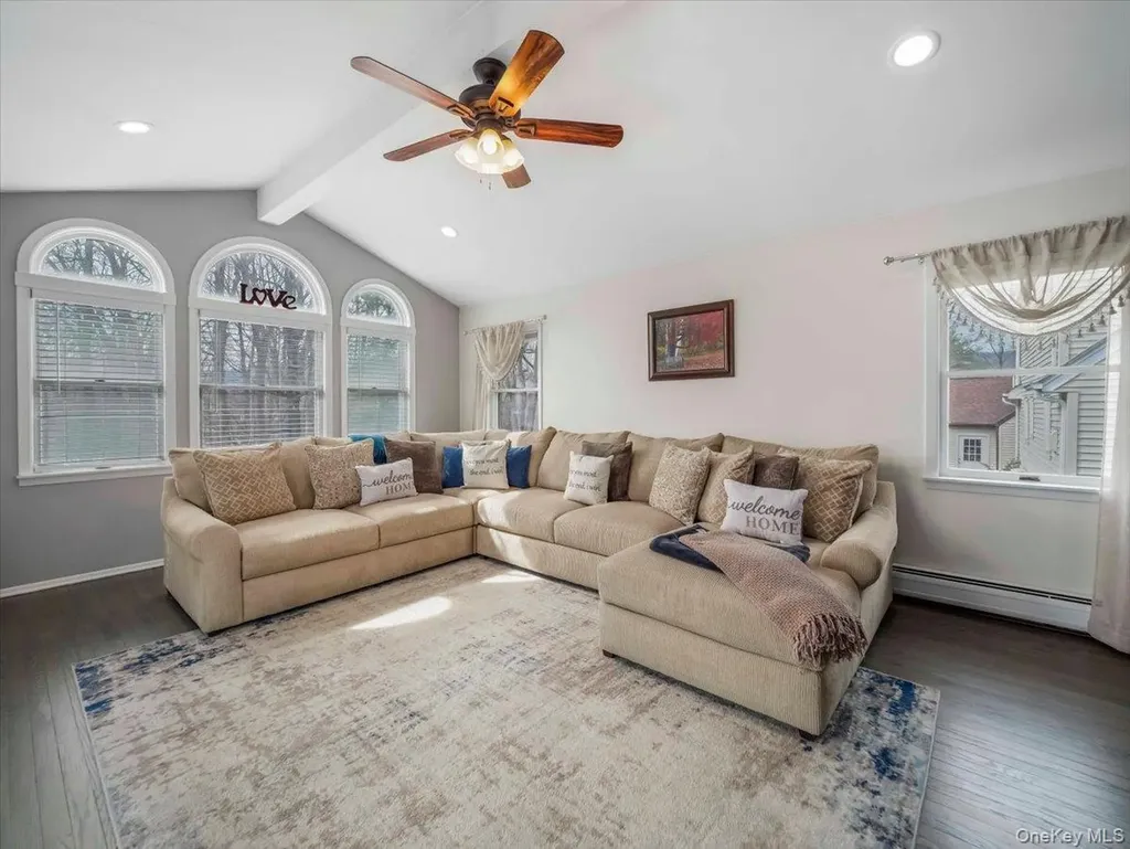 35 Hillside Avenue Suffern NY 10901