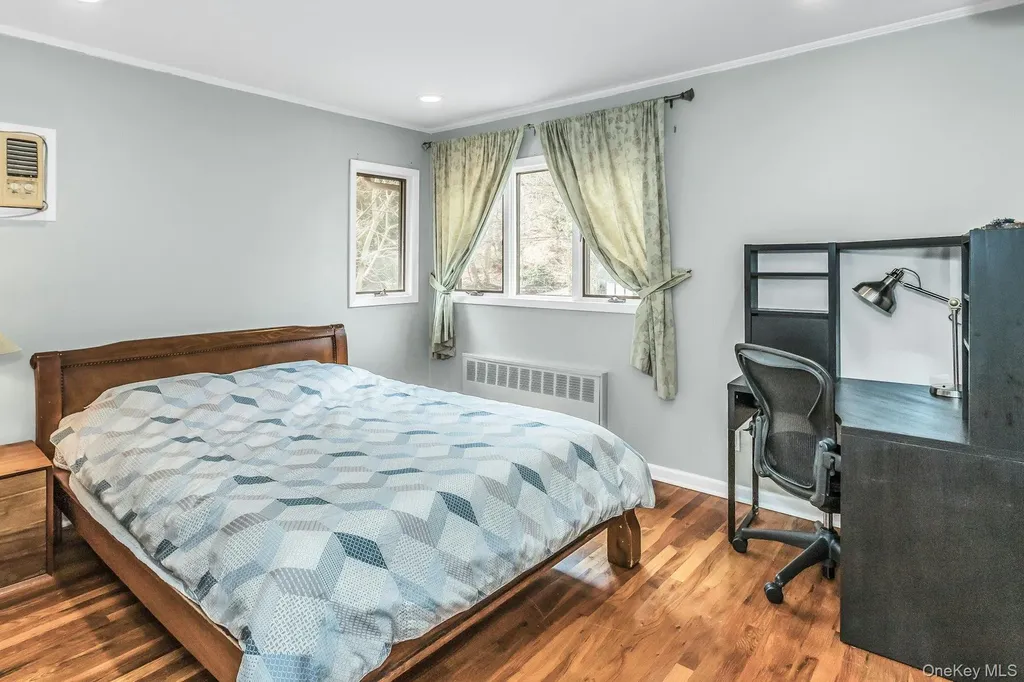 9 Cold Spring Hills Road Huntington NY 11743