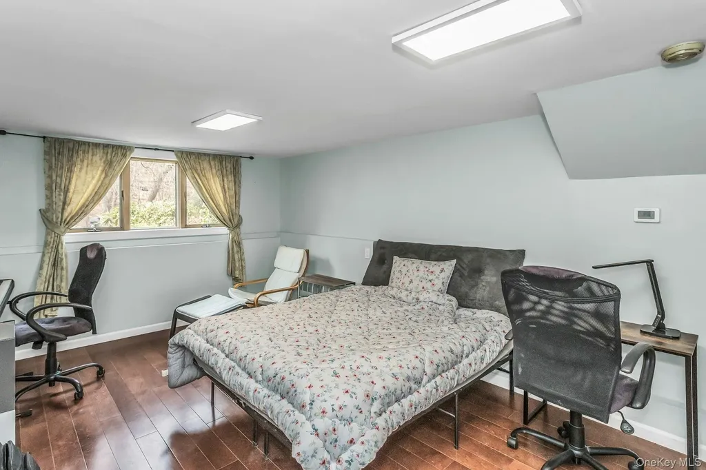 9 Cold Spring Hills Road Huntington NY 11743
