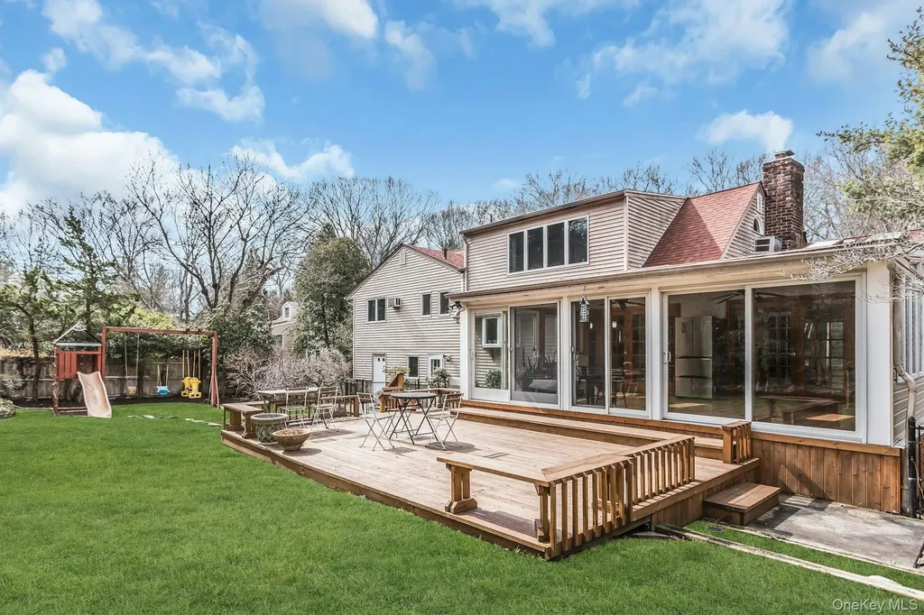 9 Cold Spring Hills Road Huntington NY 11743
