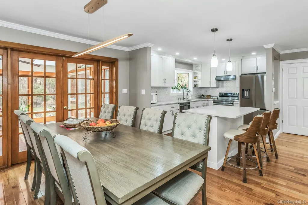 9 Cold Spring Hills Road Huntington NY 11743