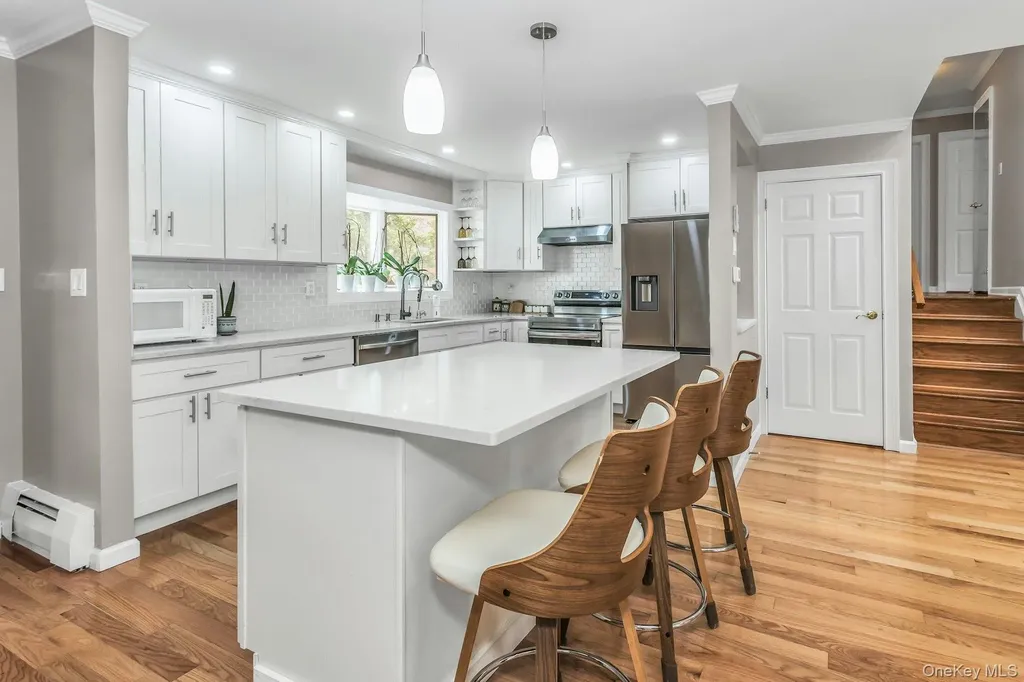 9 Cold Spring Hills Road Huntington NY 11743