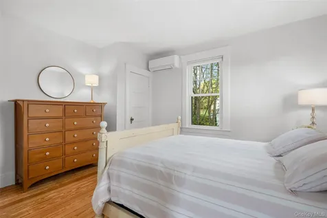 49 Weaver Street Larchmont NY 10538
