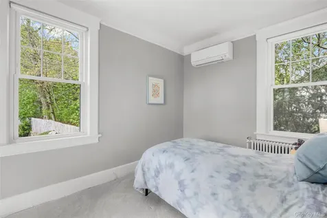 49 Weaver Street Larchmont NY 10538