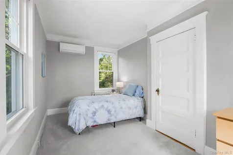 49 Weaver Street Larchmont NY 10538