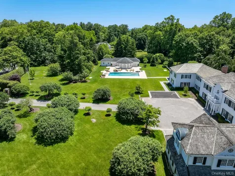 6 Stoneleigh Manor Lane Purchase NY 10577