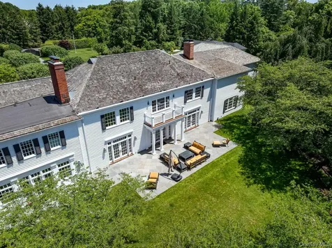 6 Stoneleigh Manor Lane Purchase NY 10577