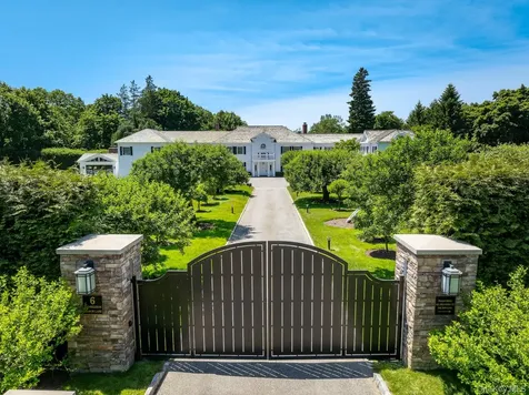 6 Stoneleigh Manor Lane Purchase NY 10577