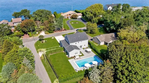 2375 Sound Drive Greenport NY 11944