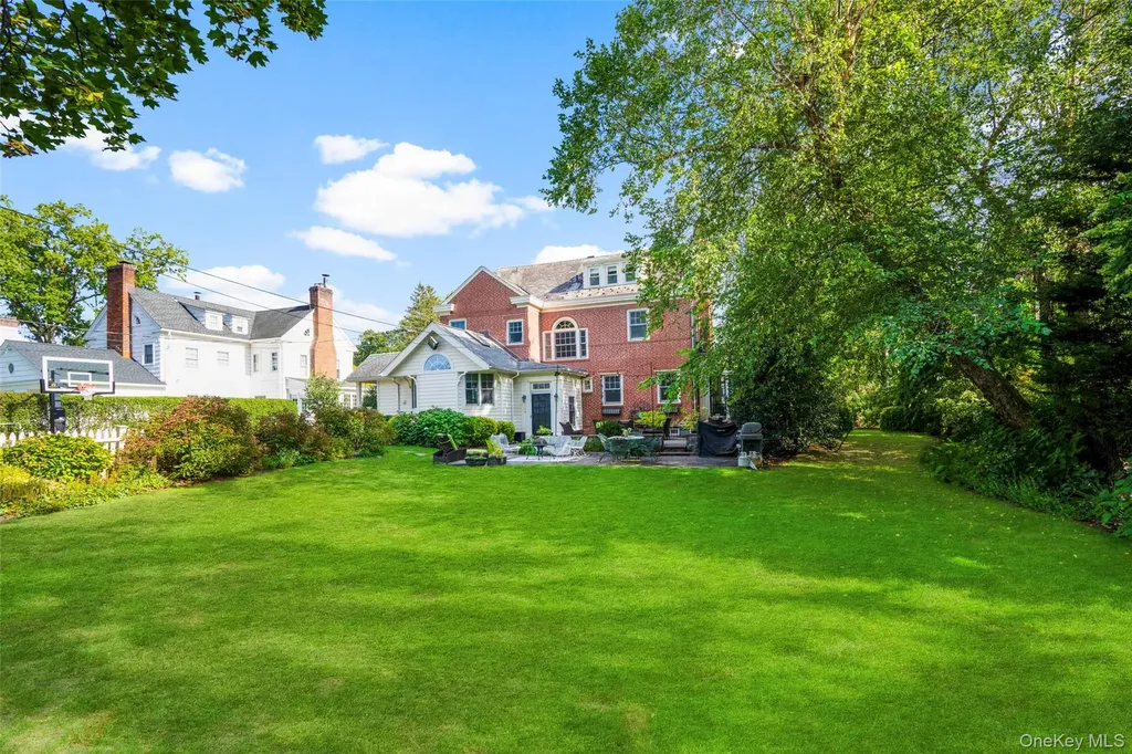 80 Forest Avenue New Rochelle NY 10804