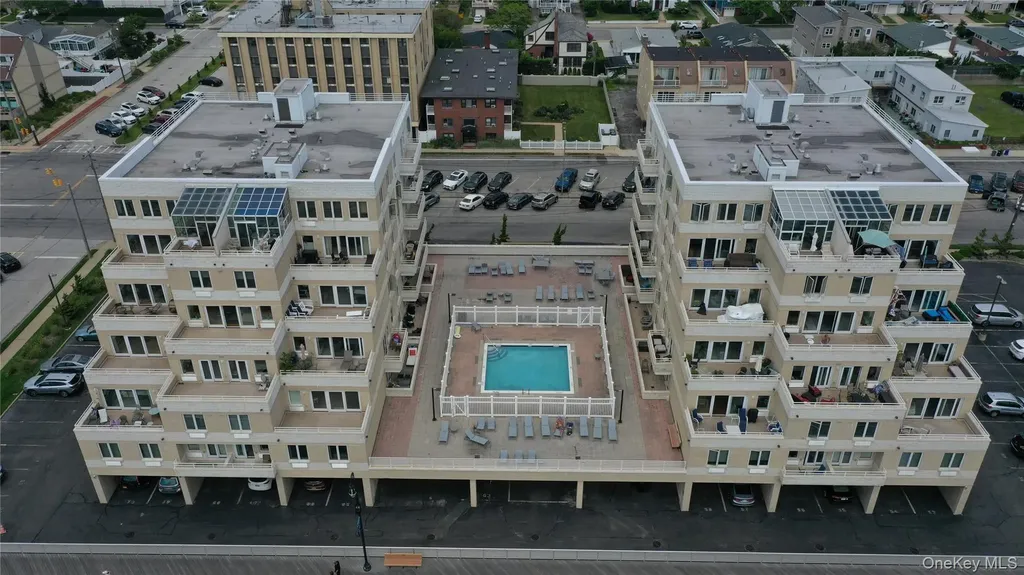 450 W Broadway Long Beach NY 11561