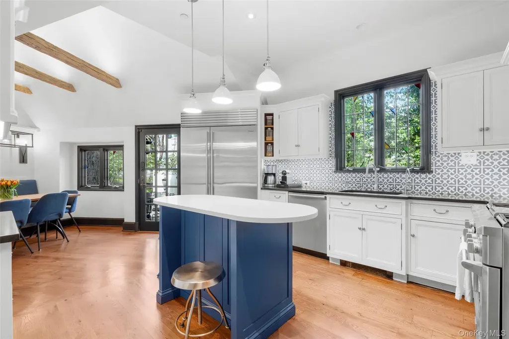 2 Vine Place Larchmont NY 10538