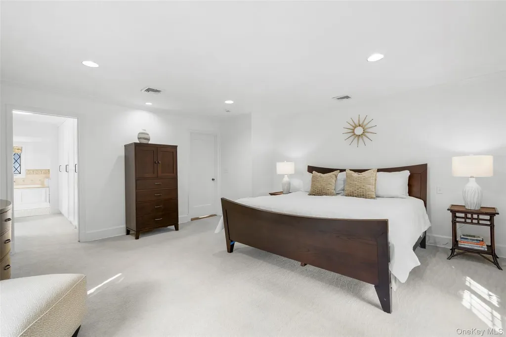2 Vine Place Larchmont NY 10538