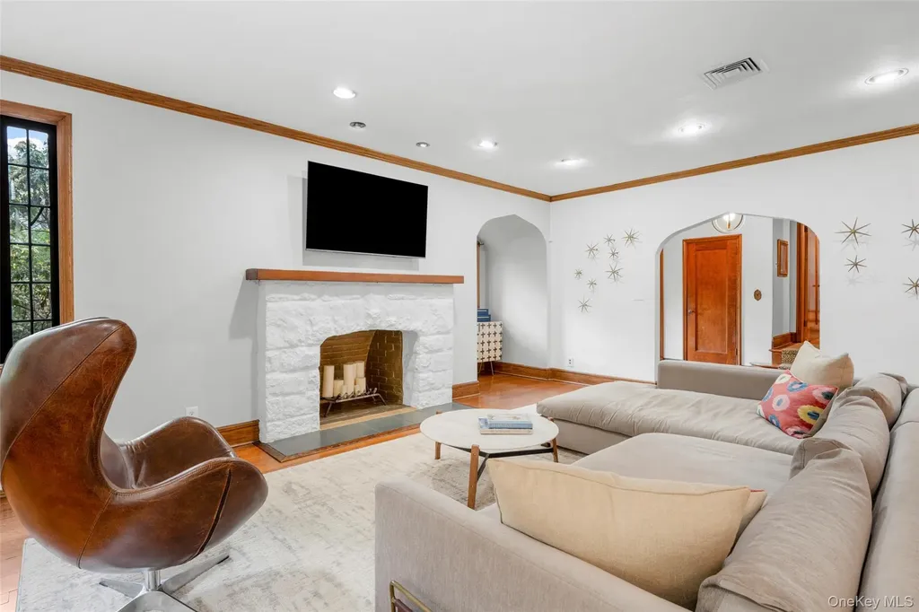 2 Vine Place Larchmont NY 10538
