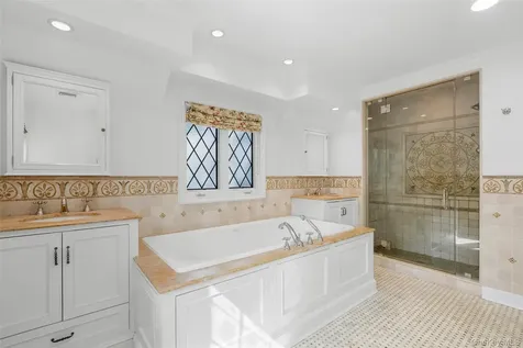 2 Vine Place Larchmont NY 10538