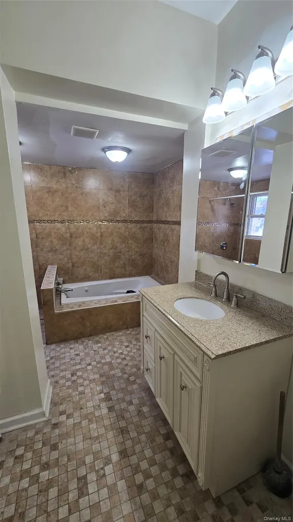 641 S 5th Avenue Mount Vernon NY 10550