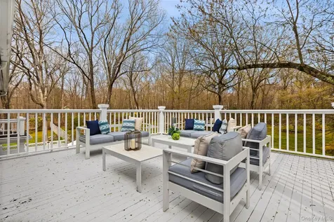 137 Old Stone Hill Road Pound Ridge NY 10576