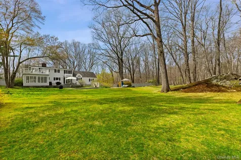 137 Old Stone Hill Road Pound Ridge NY 10576