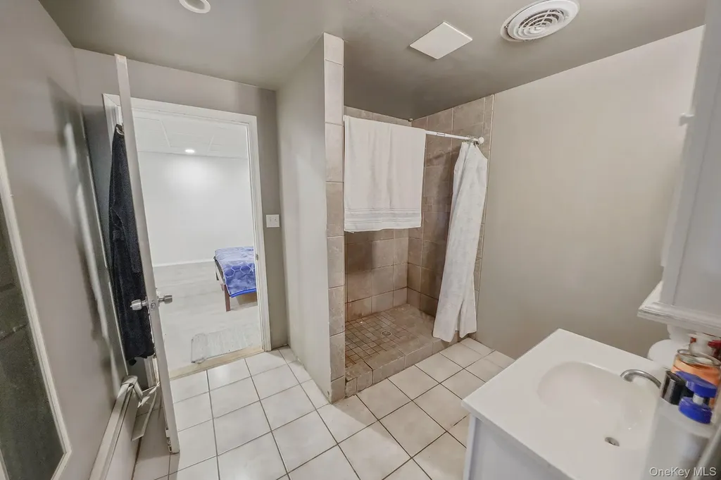 2 Buchanan Avenue Coram NY 11727