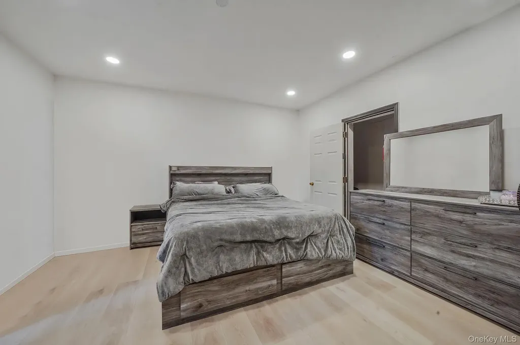 2 Buchanan Avenue Coram NY 11727