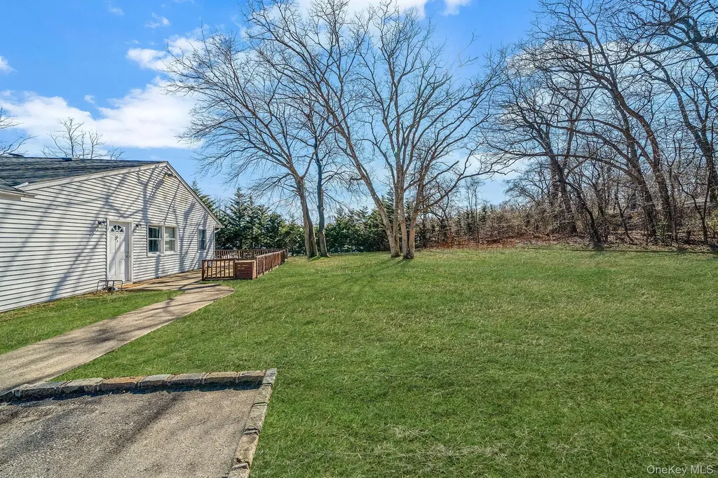 2 Buchanan Avenue Coram NY 11727