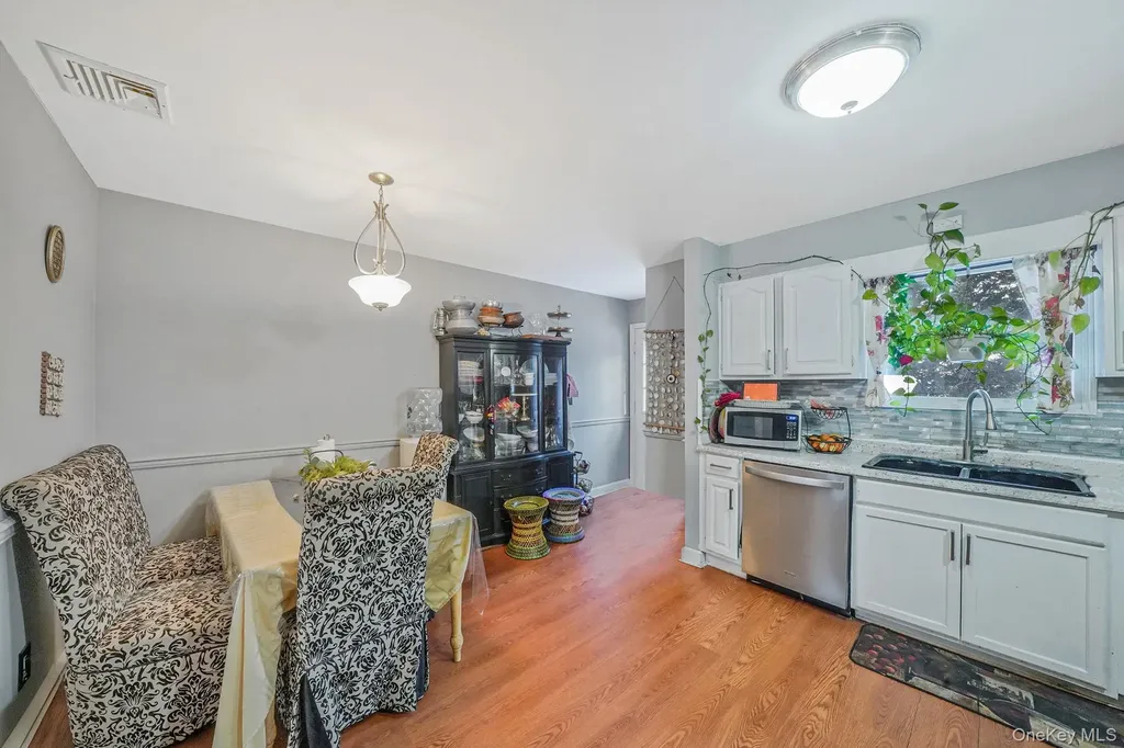 2 Buchanan Avenue Coram NY 11727