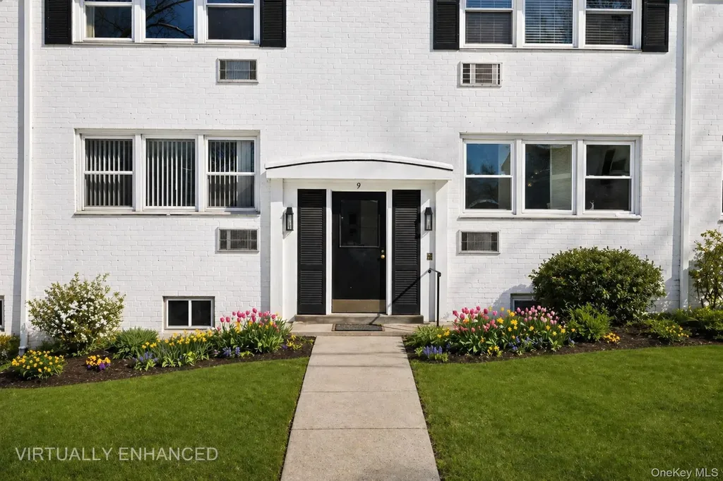 9 Avon Circle Rye Brook NY 10573