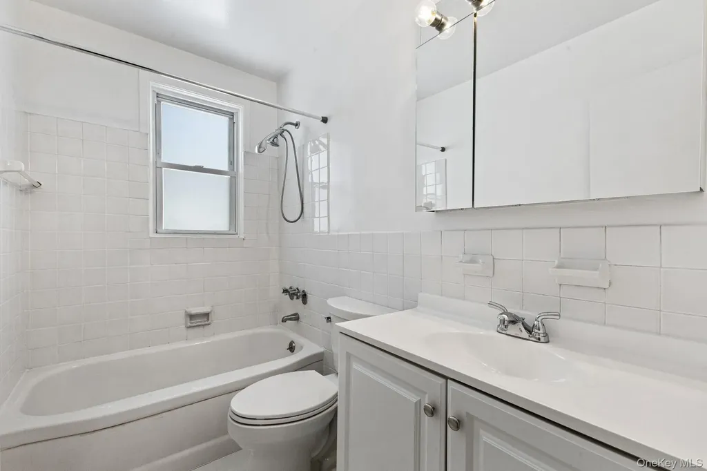 9 Avon Circle Rye Brook NY 10573