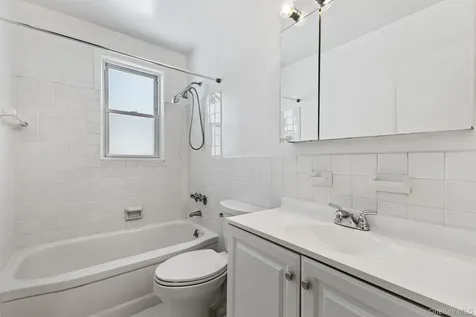 9 Avon Circle Rye Brook NY 10573