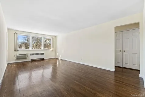 9 Avon Circle Rye Brook NY 10573