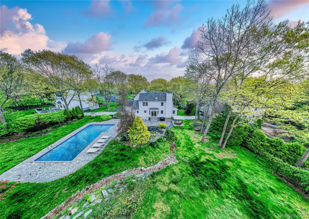 212 Fairway Drive Wading River NY 11792