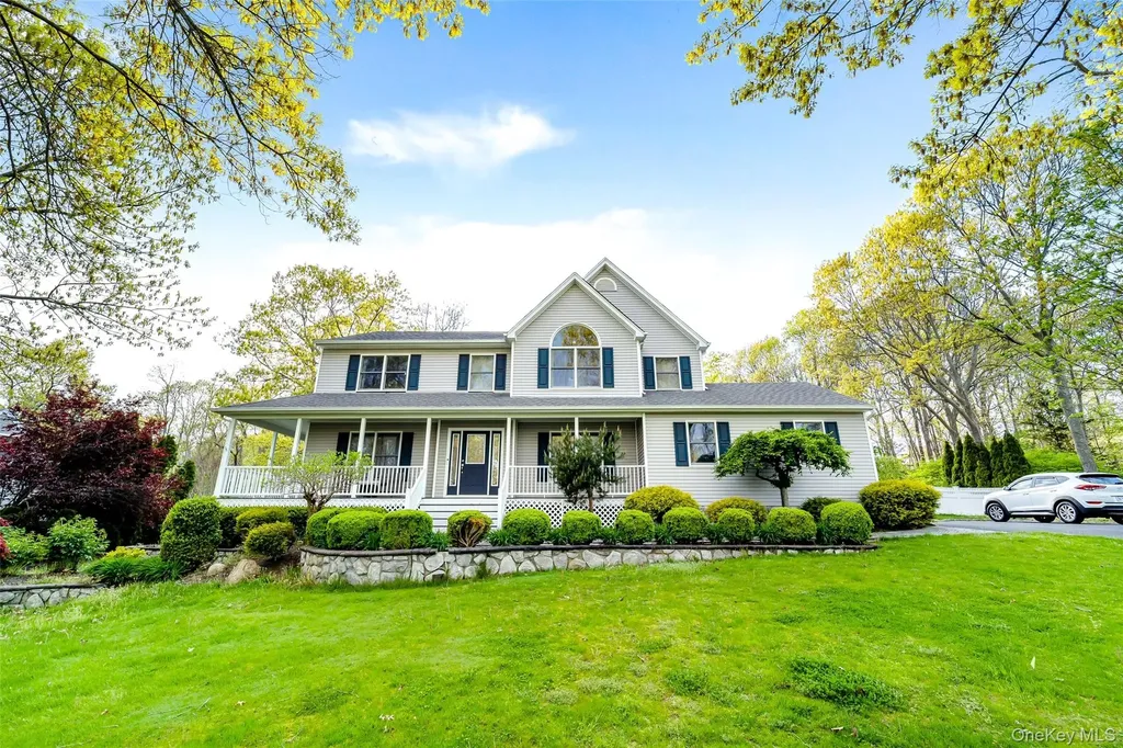 212 Fairway Drive Wading River NY 11792